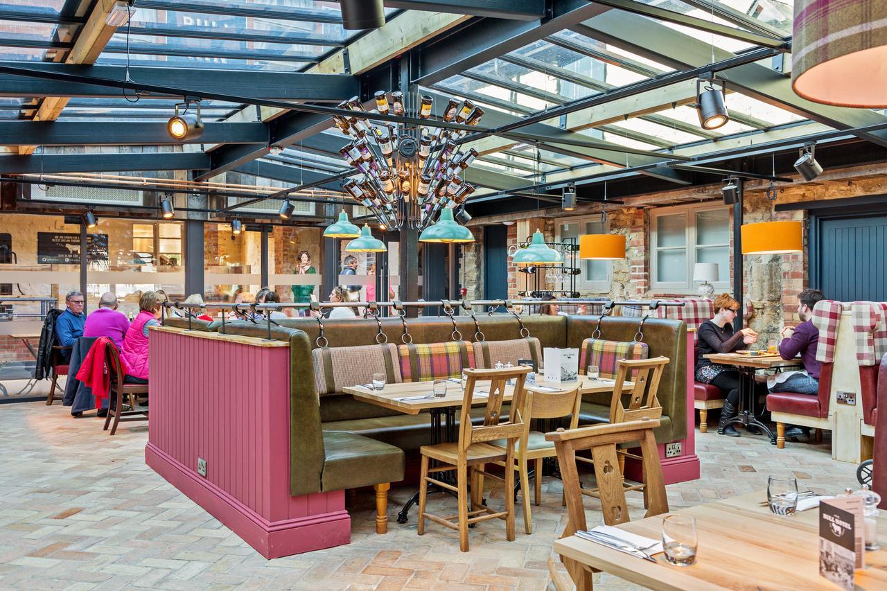 Olney The Bull Hotel المظهر الخارجي الصورة